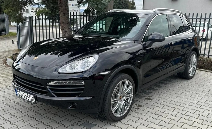 Porsche Cayenne cena 144000 przebieg: 211600, rok produkcji 2014 z Biała małe 106